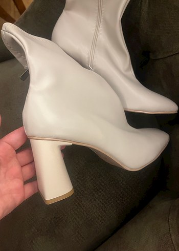 Fermuarlı Kadın Bot - Görsel 4