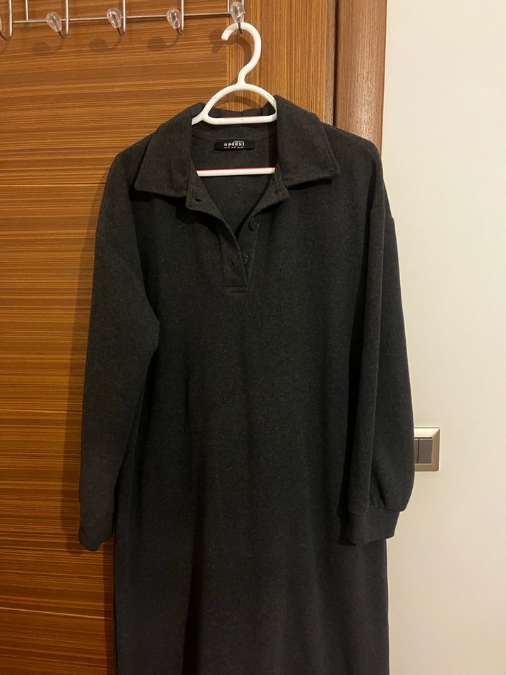 Uzun Kollu Rahat Kesim Elbise - Görsel 2