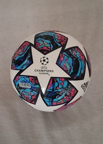 Renkli Adidas Futbol Topu - Görsel 2