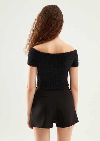 diğer Beden Siyah Pilili Mini Crop