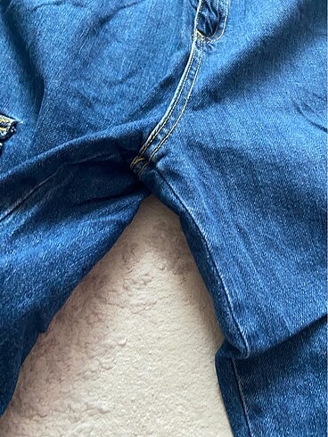 Trendyol & Milla Milla yandan cepli jean