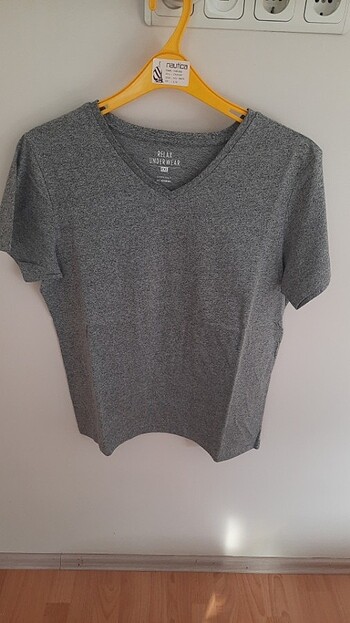 LC WAIKIKI TSHIRT