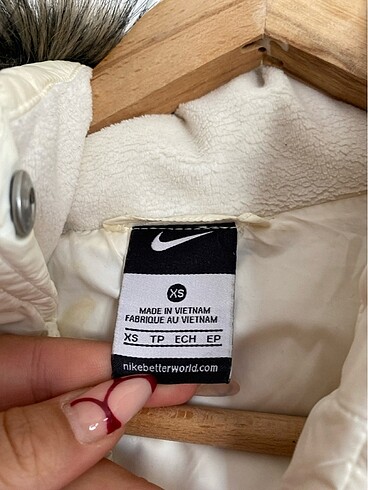 Nike Kapşonlu mont