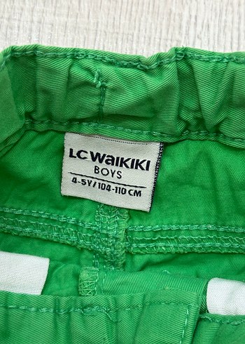 LC Waikiki Erkek Çocuk Yeşil Basic Şort