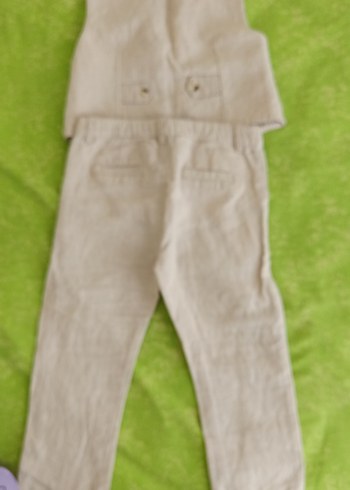 Bej Düğmeli Çocuk Yelek ve Pantolon Takımı - Görsel 3