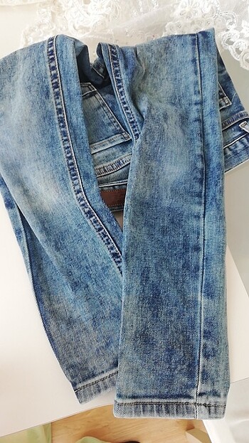 6 Yaş Beden Lc waikiki 5_6 yaş erkek kot pantolon
