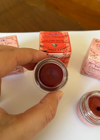 Kuatra Red Marigold Krem Far ve Allık - Görsel 2