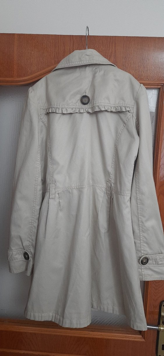 Düğmeli Bej kız çocuk Trençkot - Görsel 2