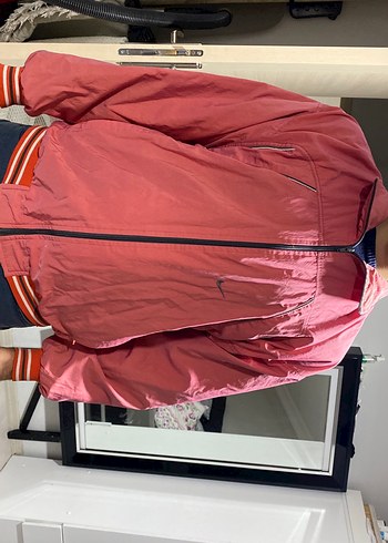 Erkek Kırmızı Düğmeli Midi Yağmurluk - Görsel 3