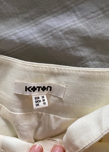 Düğmeli Beyaz Keten Midi Etek - Görsel 2