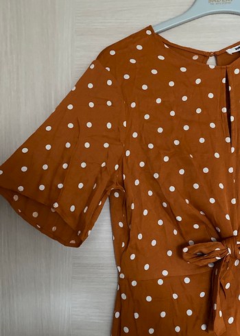 Düğmeli Kahverengi turuncu Puantiyeli Midi Elbise - Görsel 3