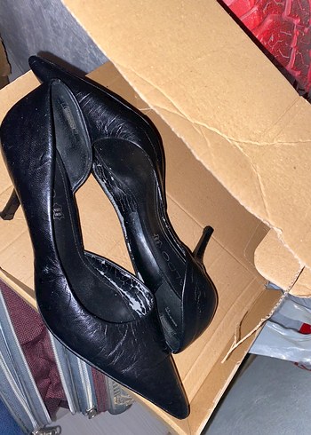 Siyah Yılan Desenli Topuklu Ayakkabı - Görsel 2