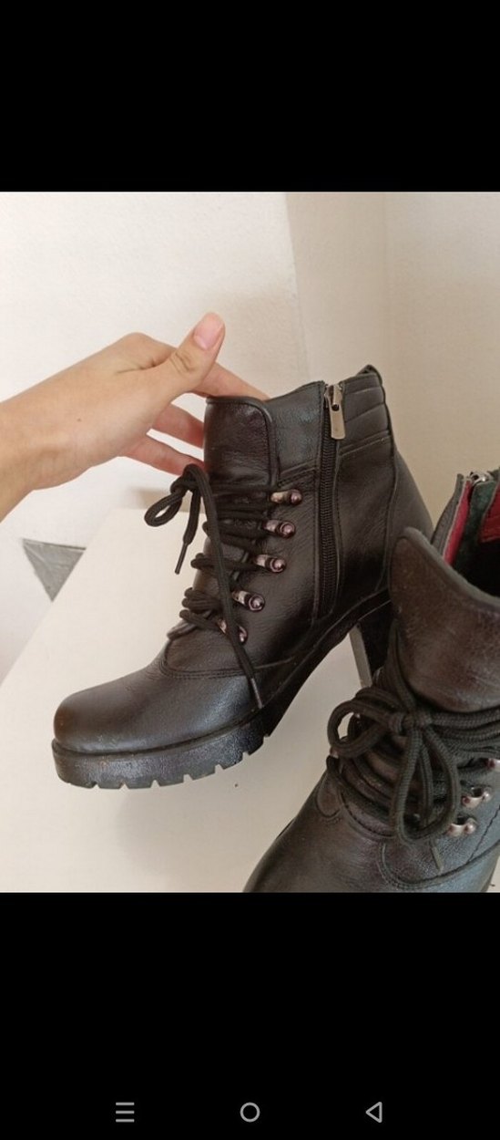 Siyah Deri Gotik Topuklu Bot - Görsel 4