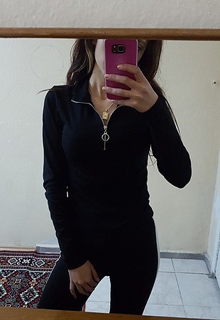 siyah fermuarli bluz