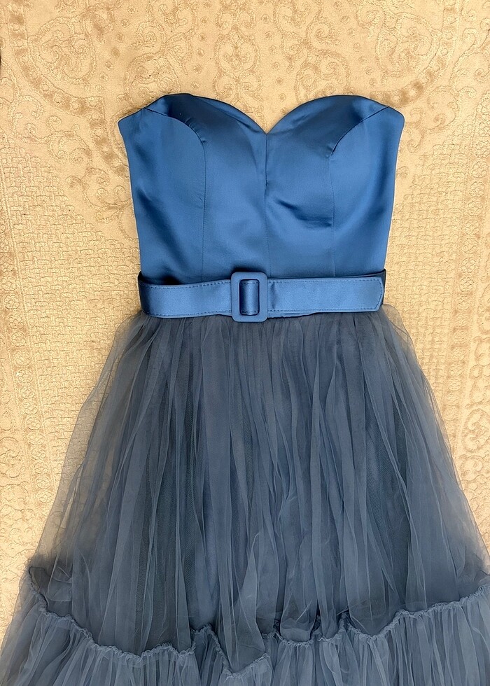 Kalp yaka tarlantalı da tarlatansızda giymeye uygun abiye - Görsel 3