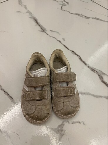 Adidas kız bebek ayakkabısı