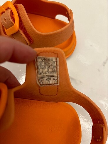 23 Beden turuncu Renk Vicco unisex sandalet