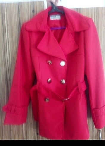 Zara Kırmızı mont