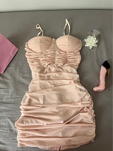 Pembe Drapeli Elbise