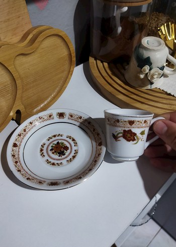 Beden beyaz Renk Beyaz Kahve Fincanı ve Tabağı