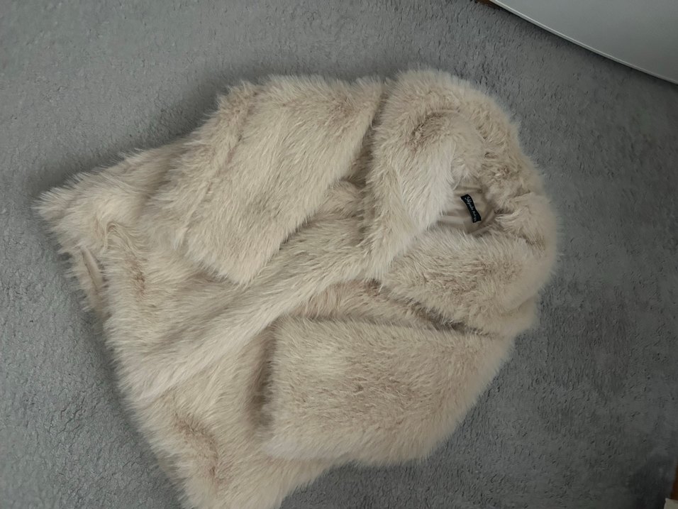 Beyaz Kürk Detaylı Midi Kadın Mont - Görsel 2