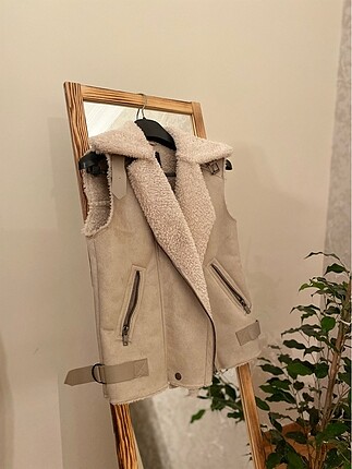 Bershka yelek