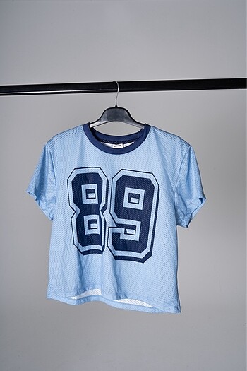 Urban Outfitters Forma crop