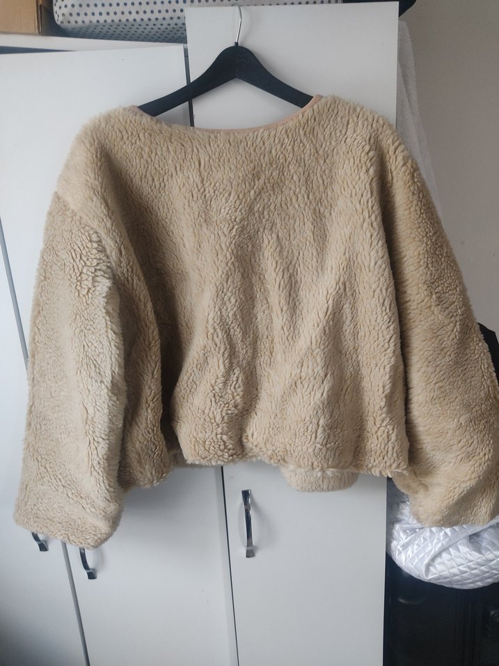 Bej Peluş Kadın Mont - Görsel 3