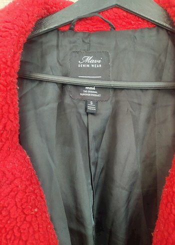 Düğmeli Kırmızı Kadın Kaban - Görsel 3