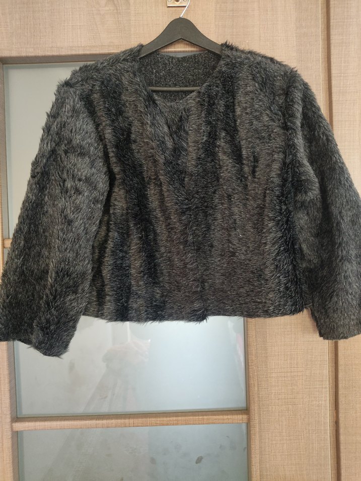 siyah Kısa Kadın Suni Kürk Ceket - Görsel 4