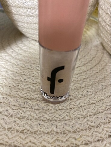  Beden Flormar aydınlatıcı