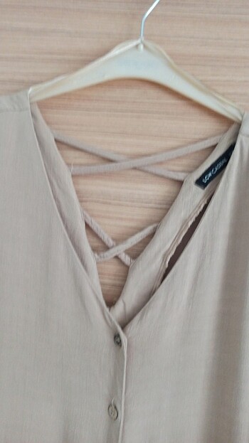 LC Waikiki Bayan bluz/gömlek yazlık çok şık arka detayı harika tayt kot ke