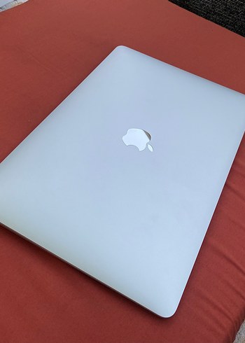 MACBOOK AIR M1 256 GB