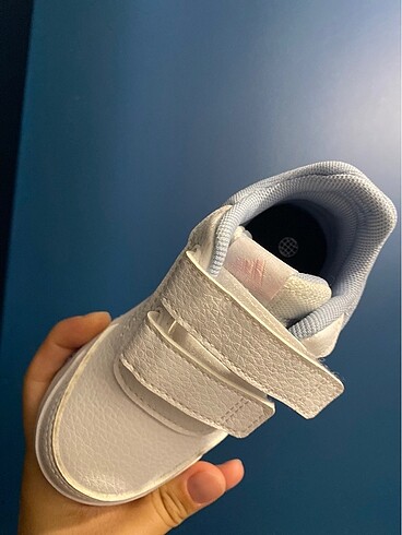 23 Beden Adidas kız çocuk ayakkabı