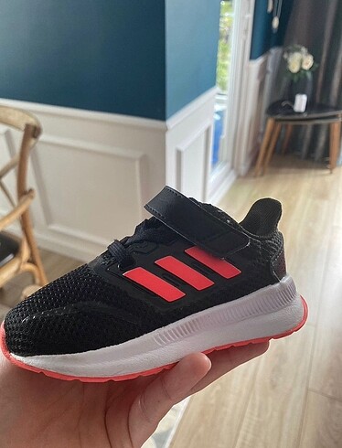 Adidas Kız Bebek Ayakkabı