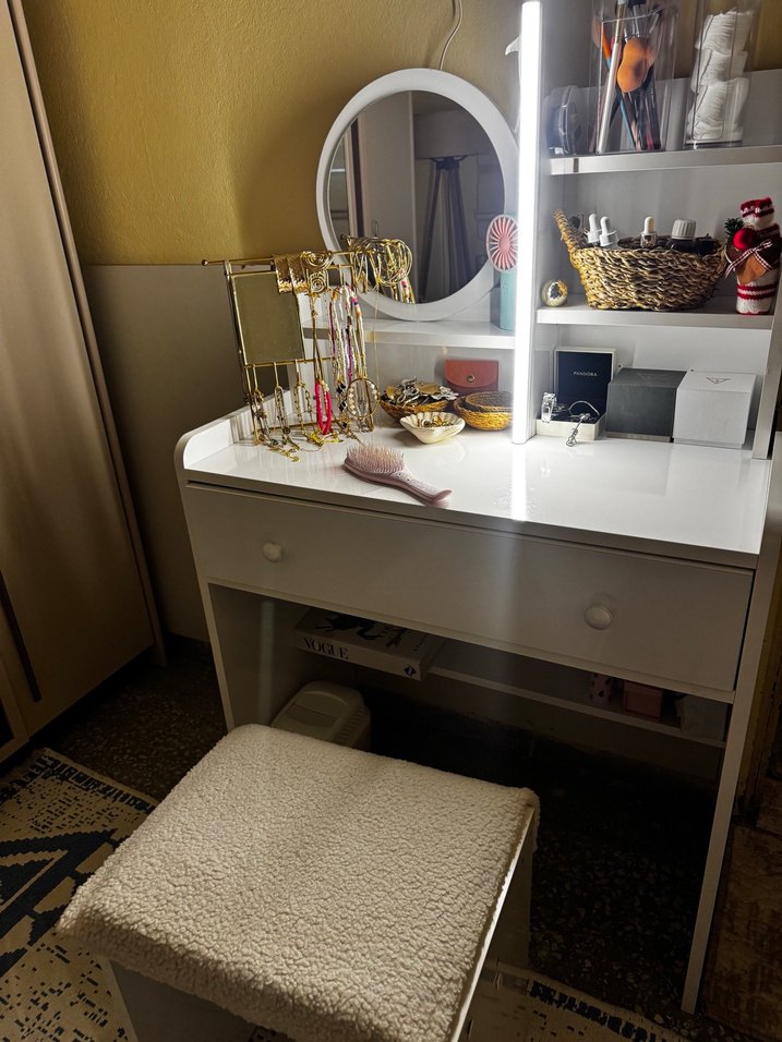 Beyaz Makyaj Organizerı - Görsel 2