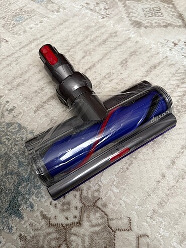 Dyson v15 halı başlığı