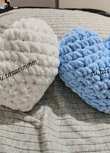 Diğer Puffy kalpli yastık