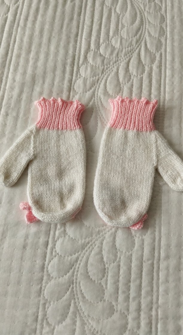 Kız Çocuk Beyaz Nakışlı Örgü Eldiven - Görsel 2