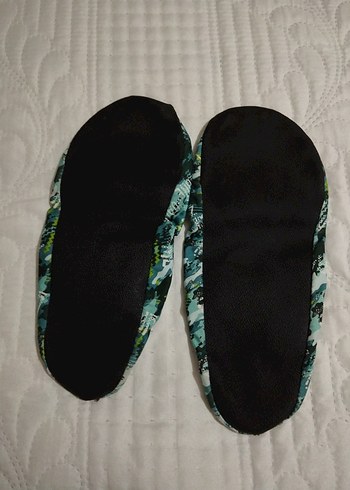 Erkek Çocuk Renkli Bağcıksız Terlik - Görsel 2