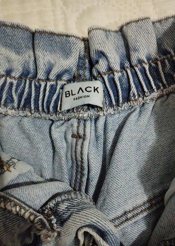 38 Beden Kadın Mavi Bol Kesim Kemerli Mini Denim Şort