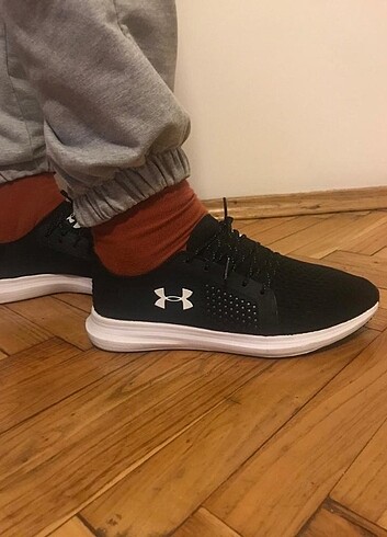 Under armour unisex spor ayakkabı 