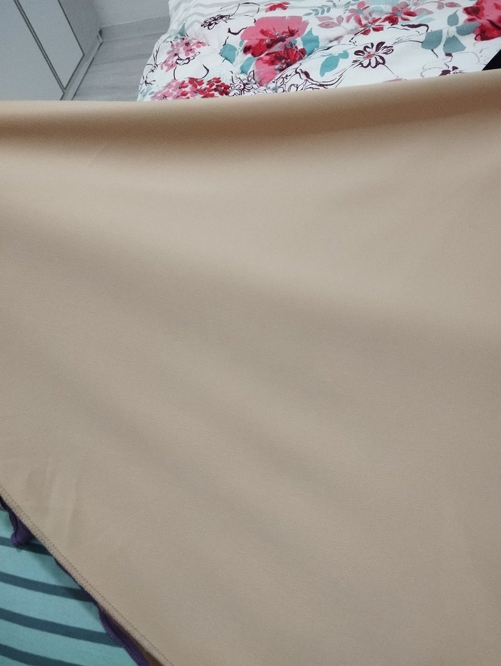 Bej Uzun Salaş Saten Etek - Görsel 3