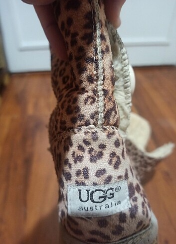 UGG bot 
