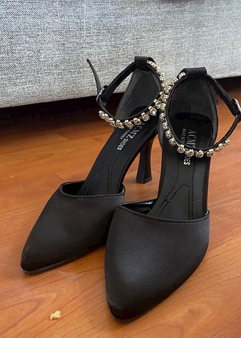 40 Beden siyah Renk Siyah Parlak Saten Stiletto Boncuklu
