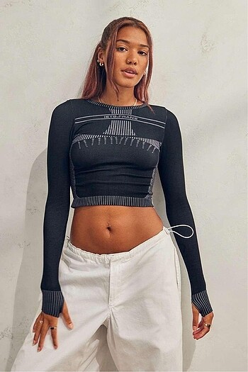 Urban outfitters spor üst