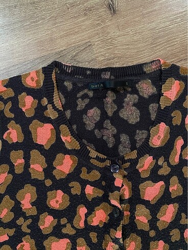 Batik triko hırka
