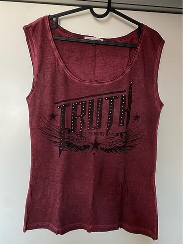 Bershka tshirt