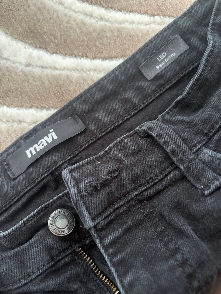 Siyah Düğmeli Erkek Denim Pantolon - Görsel 2