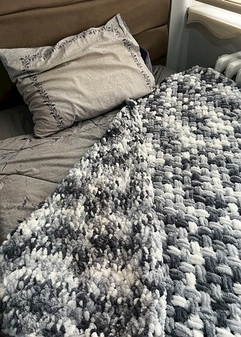 Gri Örgü Battaniye - Görsel 5